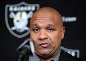 Hue Jackson may be about to match the record of a Hall of Fame coach.